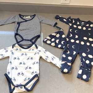 Monica & Andy 0-3 month bundle. In excellent condition.